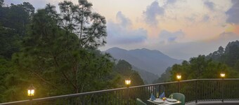 Sterling Ameris Kasauli