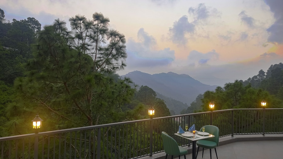 Sterling Ameris Kasauli