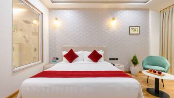 Valley View Premier Room with Balcony | In-room safe, iron/ironing board, free WiFi