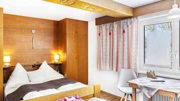 1 habitación, wifi y ropa de cama