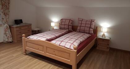 Apartment 'Haus Am See - Jenner' with Lake View, Private Terrace and Wi-Fi