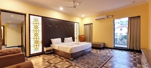 Deluxe Quadruple Room