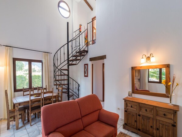 Living room - Ibipozo Vacation Home With Pool (Pozo Alcon)