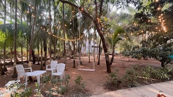 Saaj Villa | 花园景观