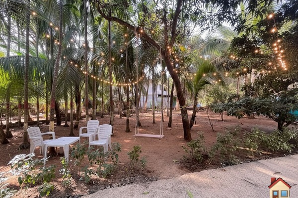 Saaj Villa | Garden view