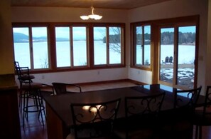 تناول الطعام