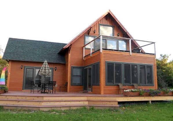 المنشأة من الخارج