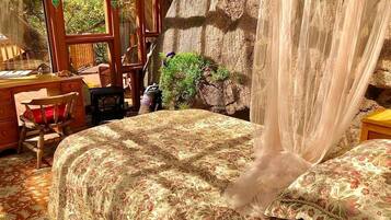 1 chambre, bureau, Wi-Fi, draps fournis