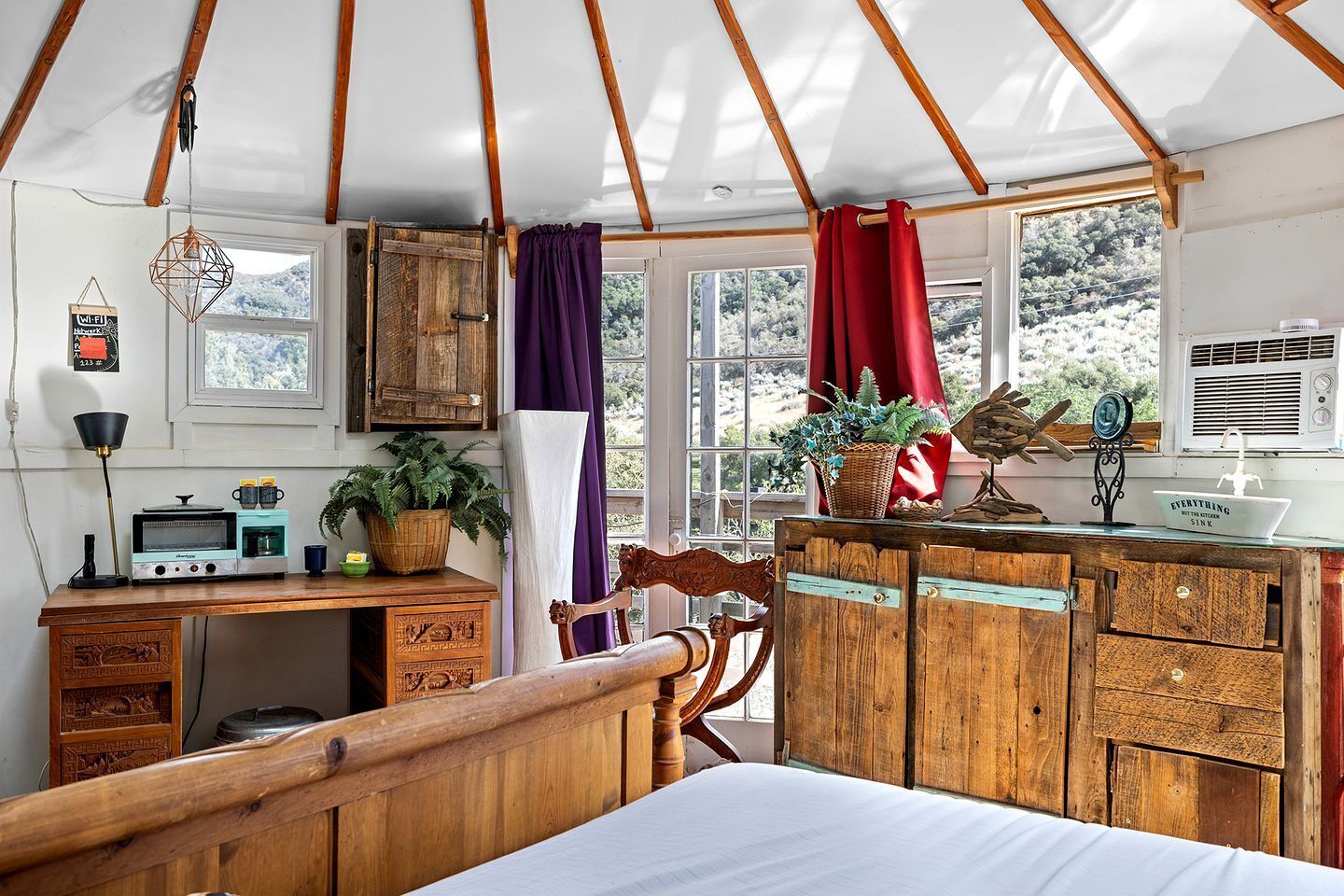 1 habitación, escritorio, wifi y ropa de cama 