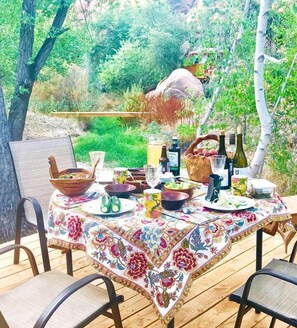 Outdoor dining