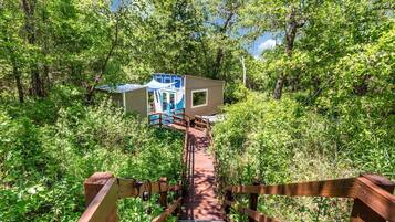 Enceinte de lâhĂ©bergement