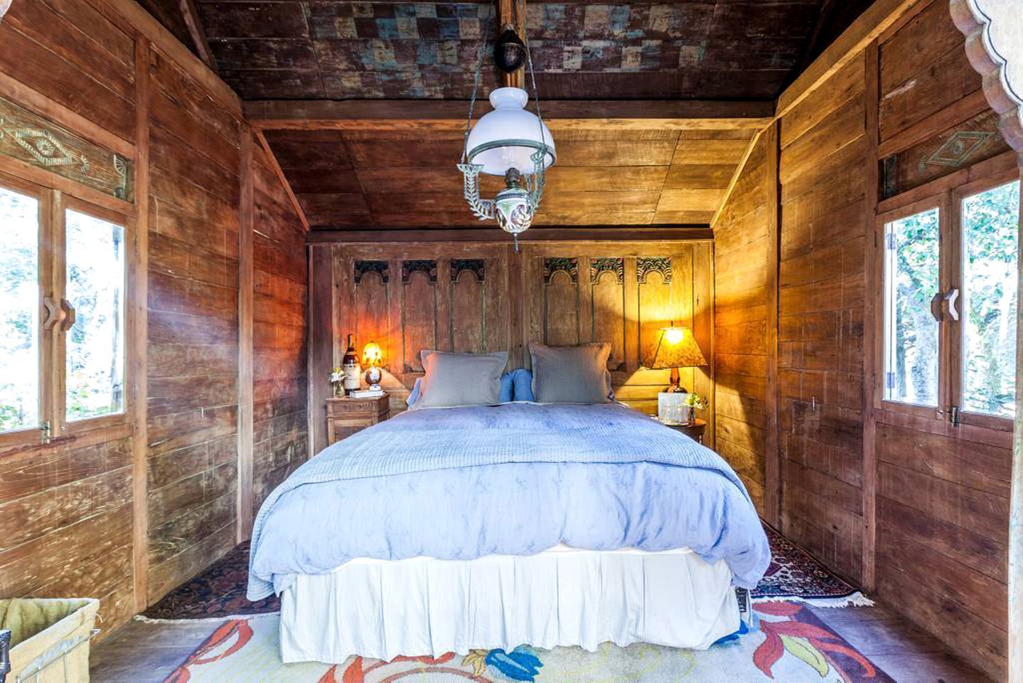 1 camera, una scrivania, Wi-Fi, lenzuola