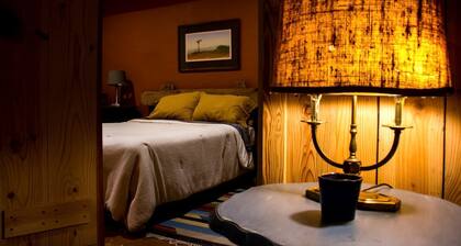 Cozy Ground Floor Suite in a Beautiful Farmhouse for a Unique Getaway in Afton, Virginia