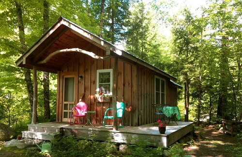 Custom Cabin Surrounded by River in Newfane, Vermont