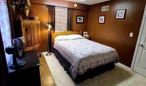 1 bedroom, iron/ironing board, WiFi, bed sheets