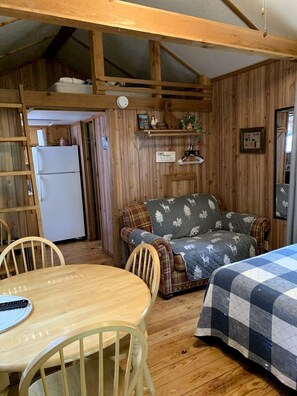 Unclassified image, 5 of 8, button