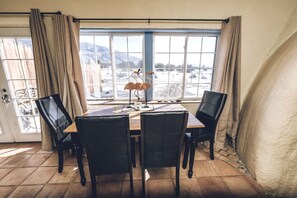 Dining - Charming Dome Rental in Colorado for Stunning Retreats to the Mountains (Crestone)
