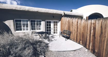 Charming Dome Rental in Colorado for Stunning Retreats to the Mountains