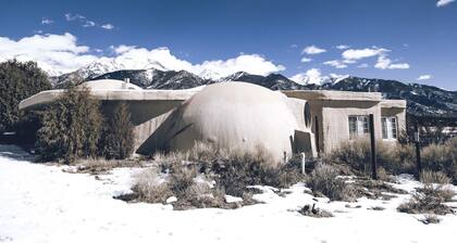 Charming Dome Rental in Colorado for Stunning Retreats to the Mountains