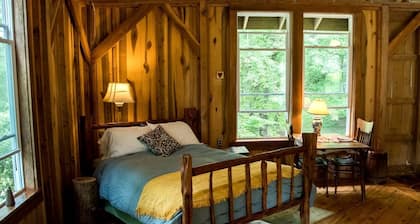 Charming Vacation Rental in a Barn on a Horse Farm near Afton Mountain in Virginia