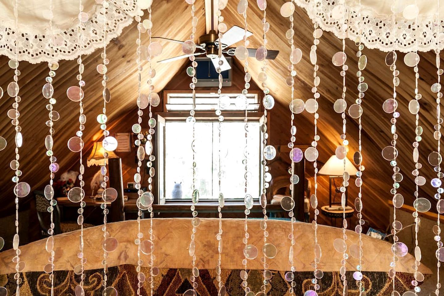 1 bedroom, desk, WiFi, bed sheets