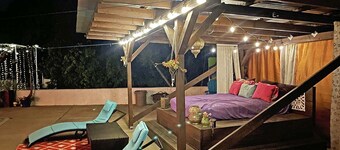 Lovely Glamping Tent for Three with a Shared Pool near Lakeside, California