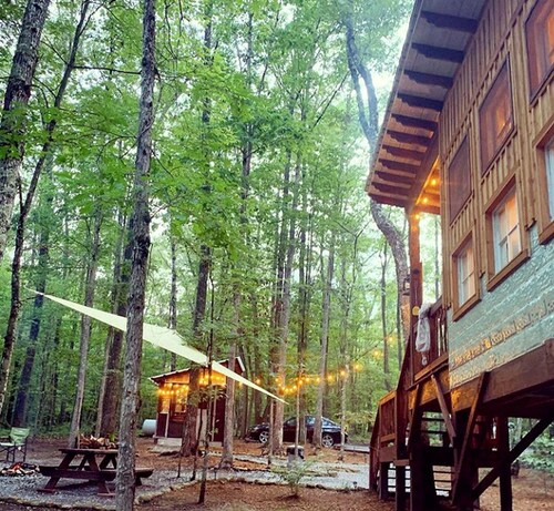 Tree House Glamping near Fall Creek Falls State Park and Chattanooga, Tennessee