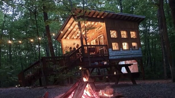 Unclassified image, 1 of 35, button - Tree House Glamping near Fall Creek Falls State Park and Chattanooga, Tennessee (Dunlap)