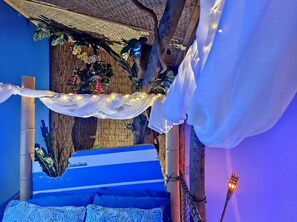 1 bedroom, in-room safe, WiFi, bed sheets