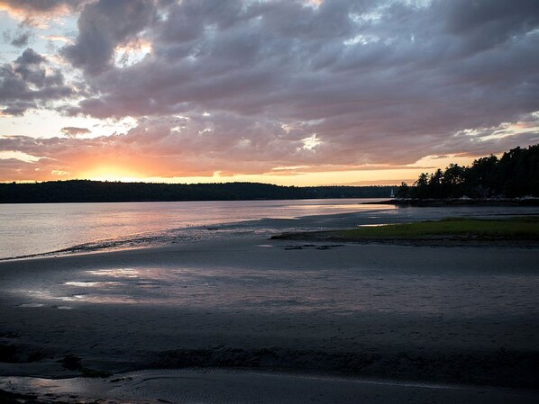 Beach nearby, sailing, kayaking, fishing