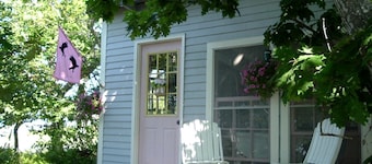 Off-The-Grid Cottage Rental with Beautiful Views on Crow Island, Maine