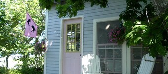 Off-The-Grid Cottage Rental with Beautiful Views on Crow Island, Maine