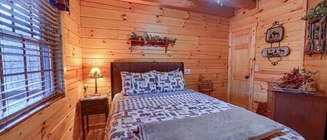 1 bedroom, bed sheets