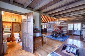 Interior - Rustic Log Cabin Rental in Logan, Ohio, for Dreamy Glamping Stays in Hocking Hills (Logan)