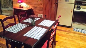 Dining - Charmingly Rustic Weekend Getaway in the Mountains near Pittsburgh, Pennsylvania (Champion)