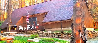 Charmingly Rustic Weekend Getaway in the Mountains near Pittsburgh, Pennsylvania