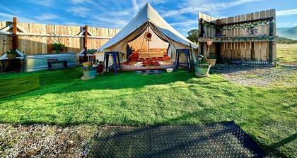 The Pink Pony Yurt, New Cuyama, CA