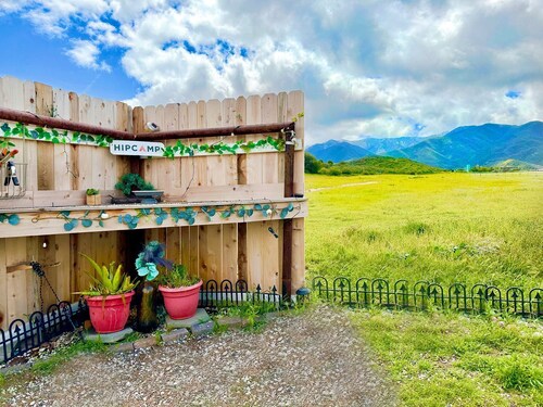 The Pink Pony Yurt, New Cuyama, CA