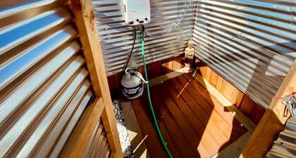 The Pink Pony Yurt, New Cuyama, CA