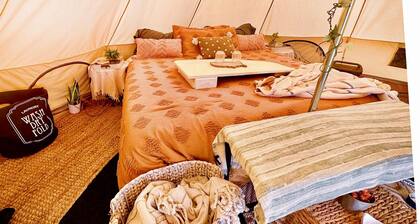 The Pink Pony Yurt, New Cuyama, CA