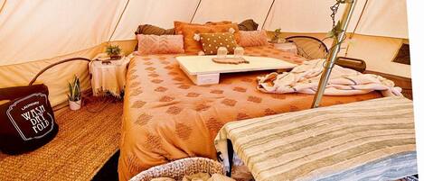 1 chambre, literie fournie