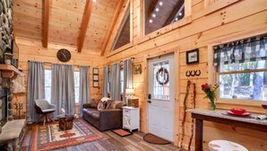 Fireplace - Romantic Getaways to this Rustic Cabin Rental with Stone Fireplace in Logan, Ohio (Logan)