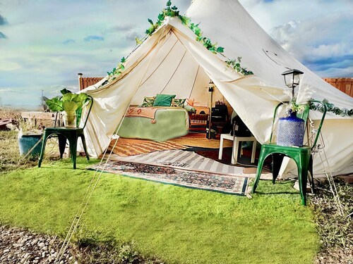 Glamorous California Campsite Retreat with Great Views