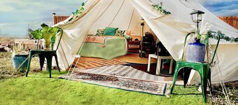 Glamorous California Campsite Retreat with Great Views