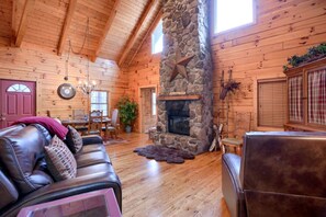 Living area - Wonderful Ohio Getaways in this Wonderful Cabin Rental with Hot Tub (Logan)