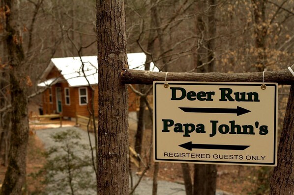 Exterior detail - Luxury Cabin Rental with Beautiful Water Views near Charlotte, North Carolina (Elkin)