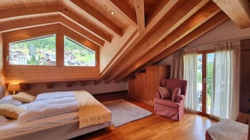 3 bedrooms, free WiFi, bed sheets