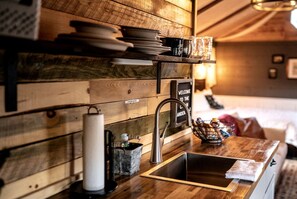 Unclassified image, 4 of 15, button - Charming Pet-Friendly Log Cabin Rental for Relaxing Getaways in Ringtown, Pennsylvania (Ringtown)