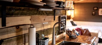 Charming Pet-Friendly Log Cabin Rental for Relaxing Getaways in Ringtown, Pennsylvania