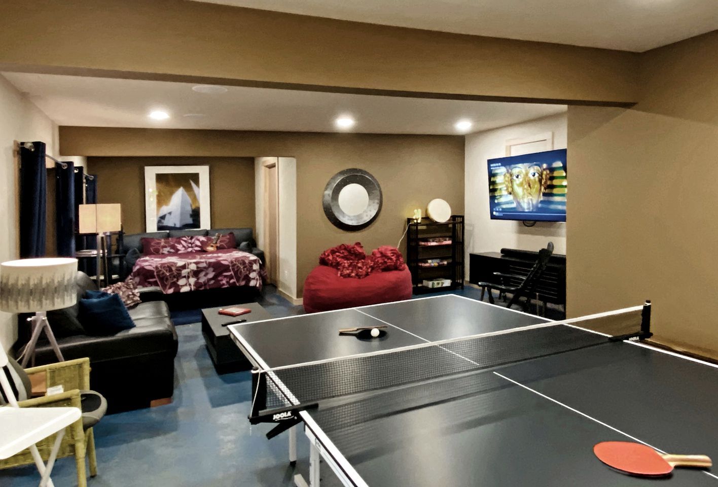 Game room
